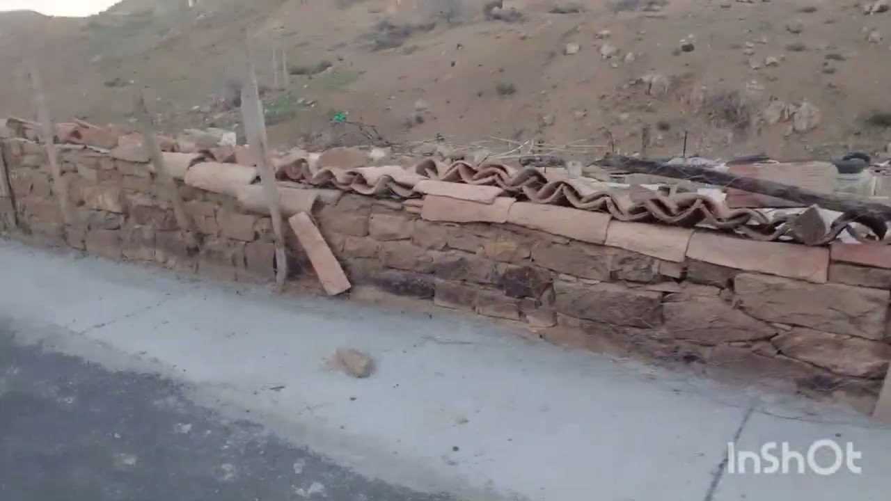 السلام عليكم اختي خواتاتي جمعه مباركه انا ديتكم معي تحويسه وين كان يسكن زوج تاعي بكري 👍