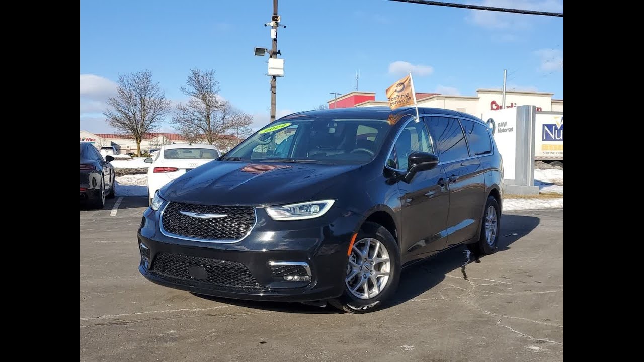 2024 Chrysler Pacifica Touring L Rochester Hills, Troy, Pontiac, Sterling Heights, Auburn Hills...