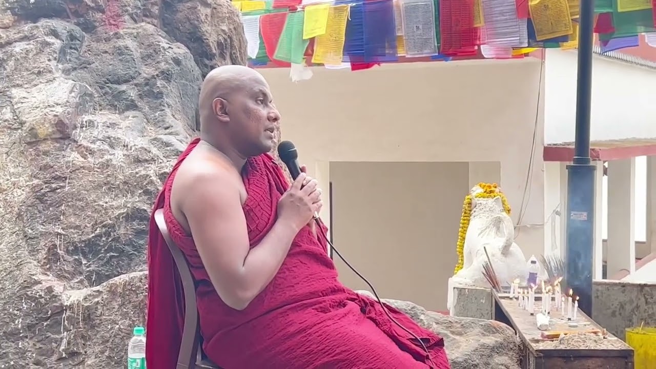දුශ්කර ක්‍රියා කල කදු මුදුන තුළ කල දේශනාව - Galigamuwe Gnanadeepa Thero
