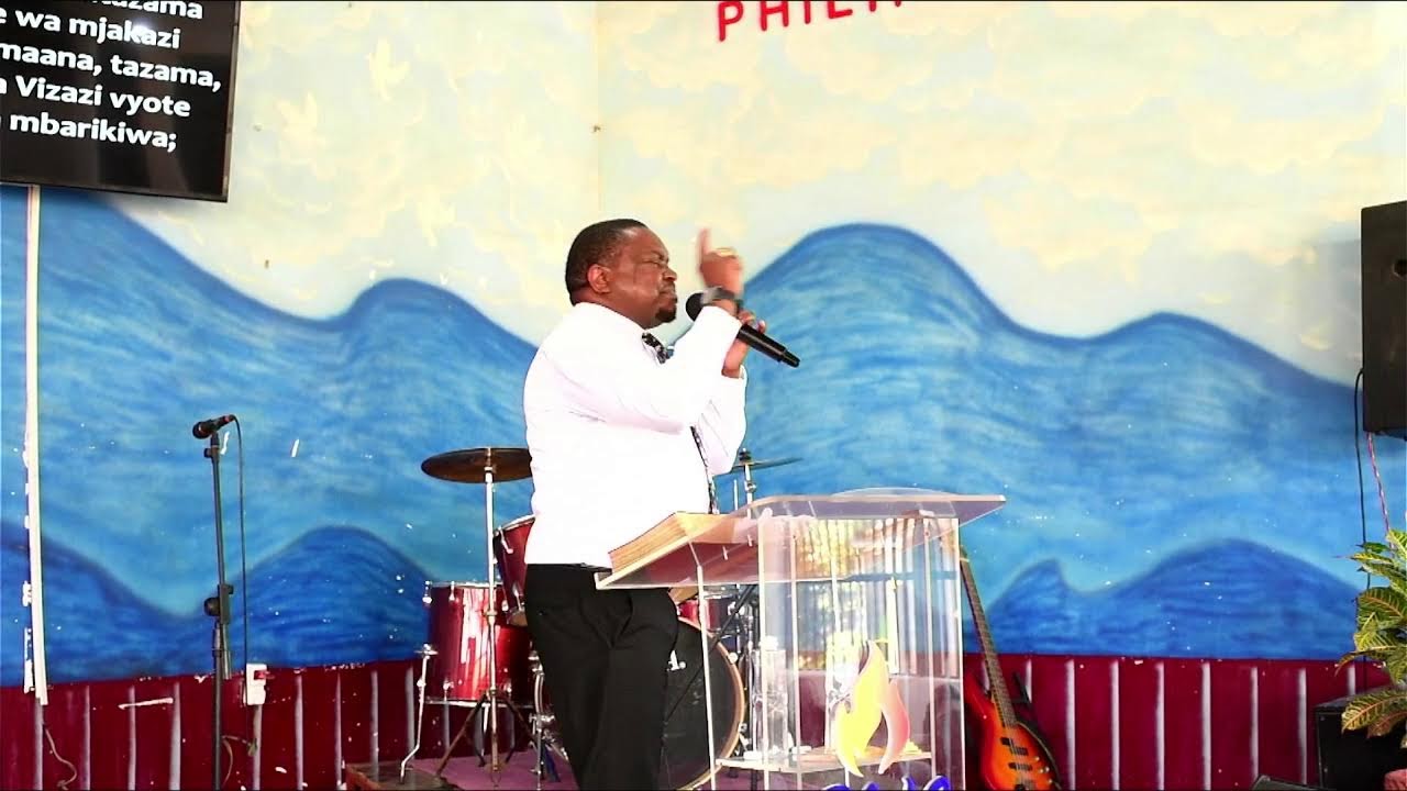 IBADA YA PILI. MUNGU WA AJABU NA NEEMA YAKE YA AJABU.BY REV. DR   ZAKAYO  NZOGERE
