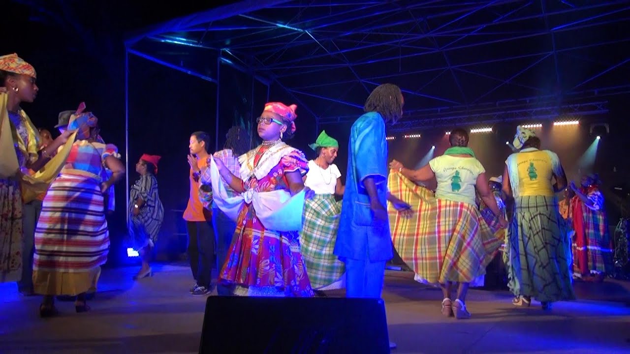 SWARÉ KONVWÉ AU JARDIN BOTANIQUE DE CAYENNE (GUYANE)
