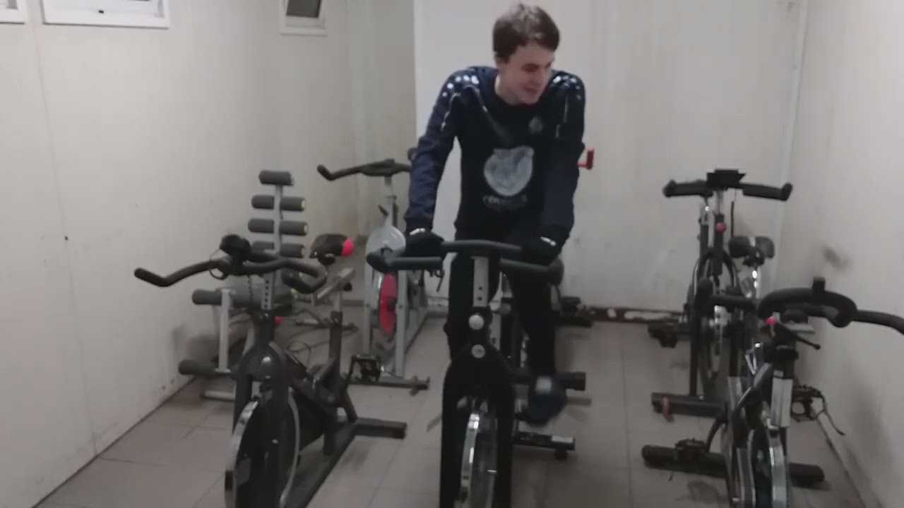 WILLIAM NAYLOR U17 SEANCE DE VELO A LA D.F.A 