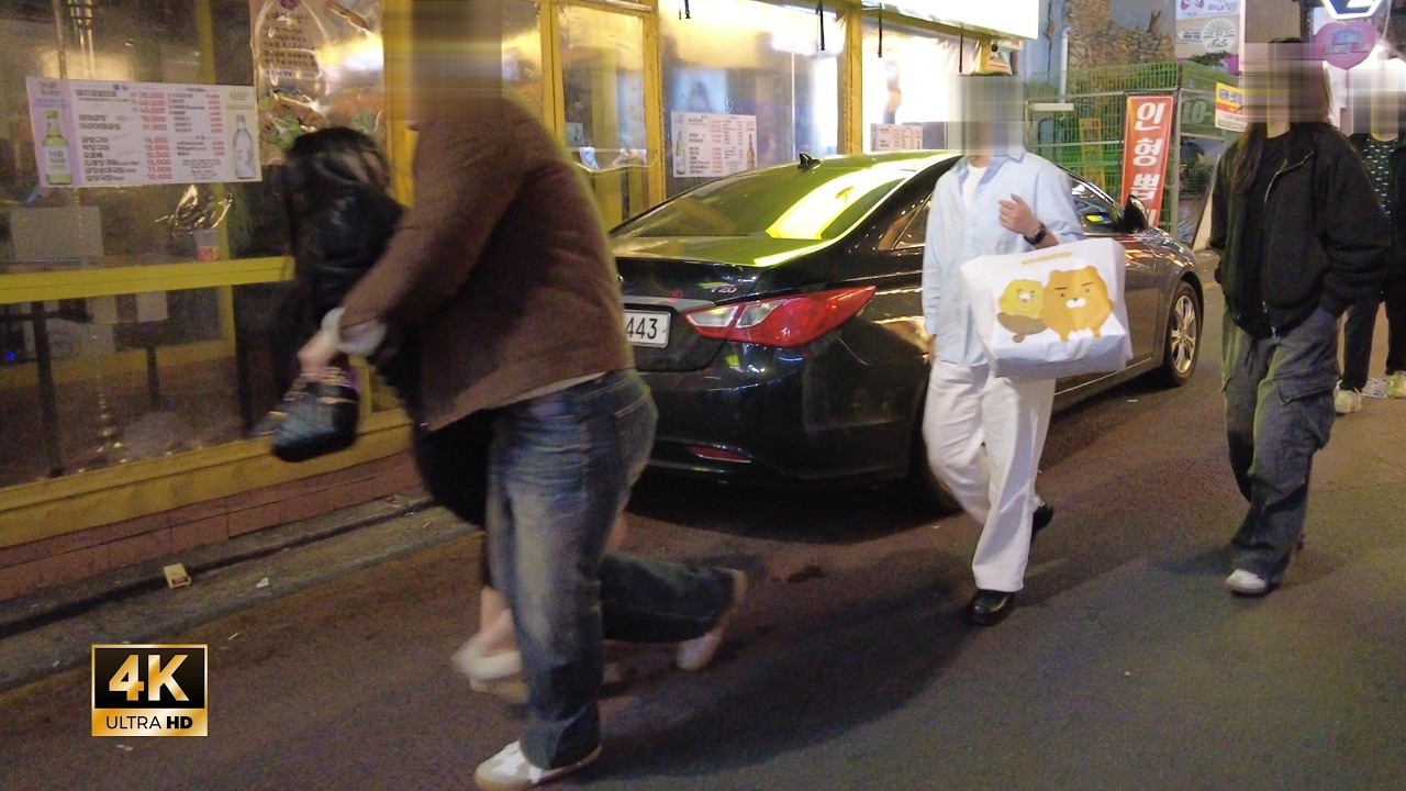 [Hongdae 4K] Seoul Night Walk!! ~ Don't harass woman ~~ !!