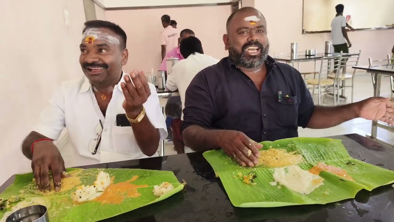 வெண் பொங்கலில் பொங்கிய சாம்பார்😘❤️🙏#trending #food #support #viralvideo #fans #fun #madurai #hotels