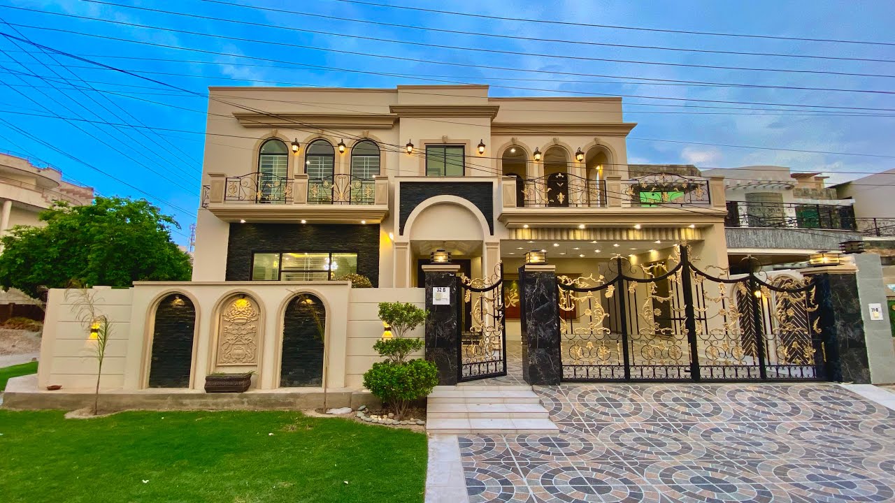 1 Kanal Designer Corner House For Sale In Multan Wapda Town pH 1 || 6 Bedrooms Good location ||