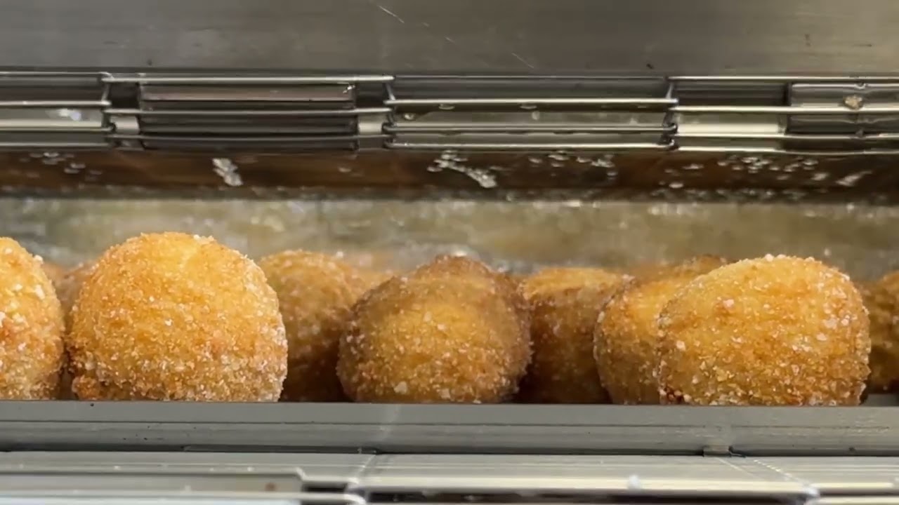 Frittura di polpette: Da produzione manuale a produzione automatica con Veneto Macchine