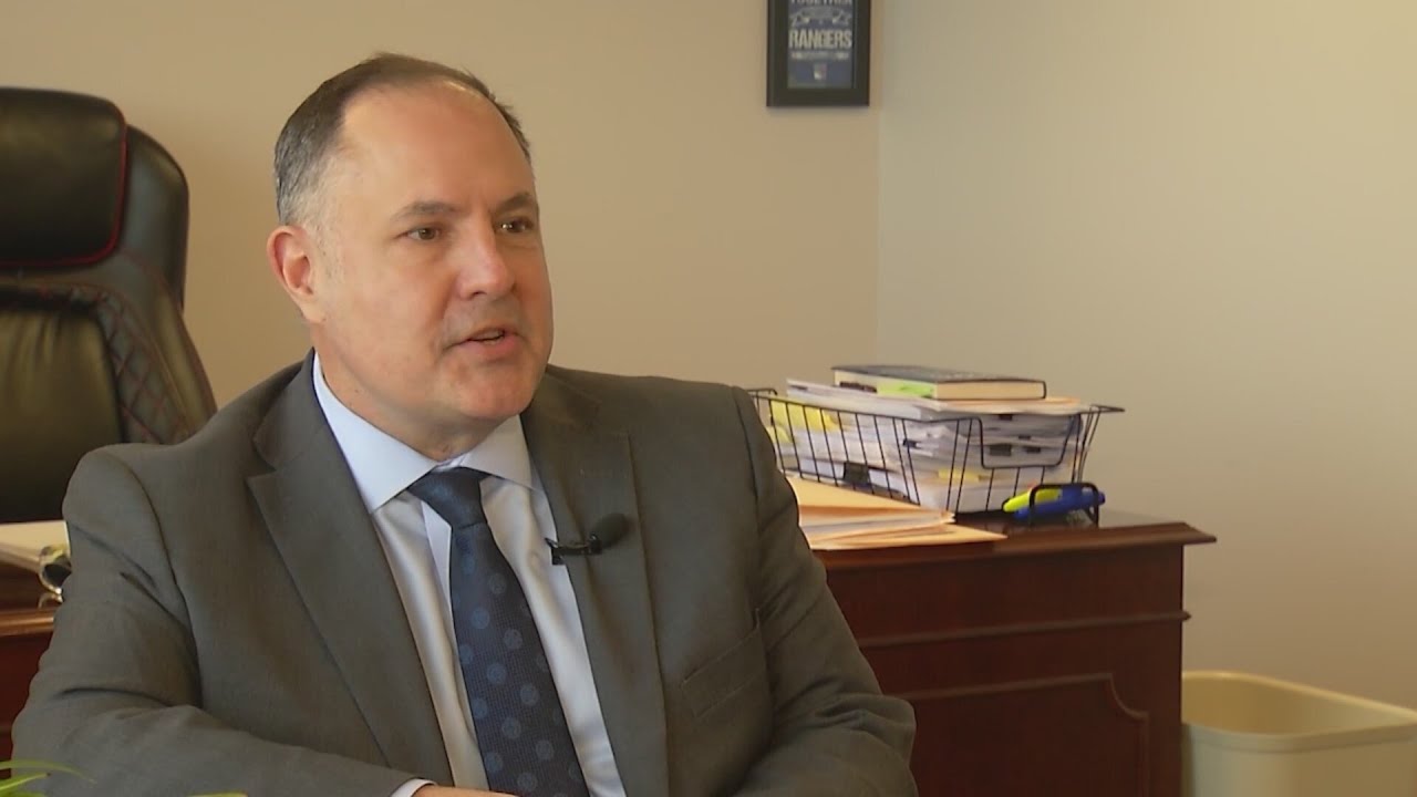 Представляем Джейсона Музакеса, доктора медицинских наук, нового президента и генерального директ...