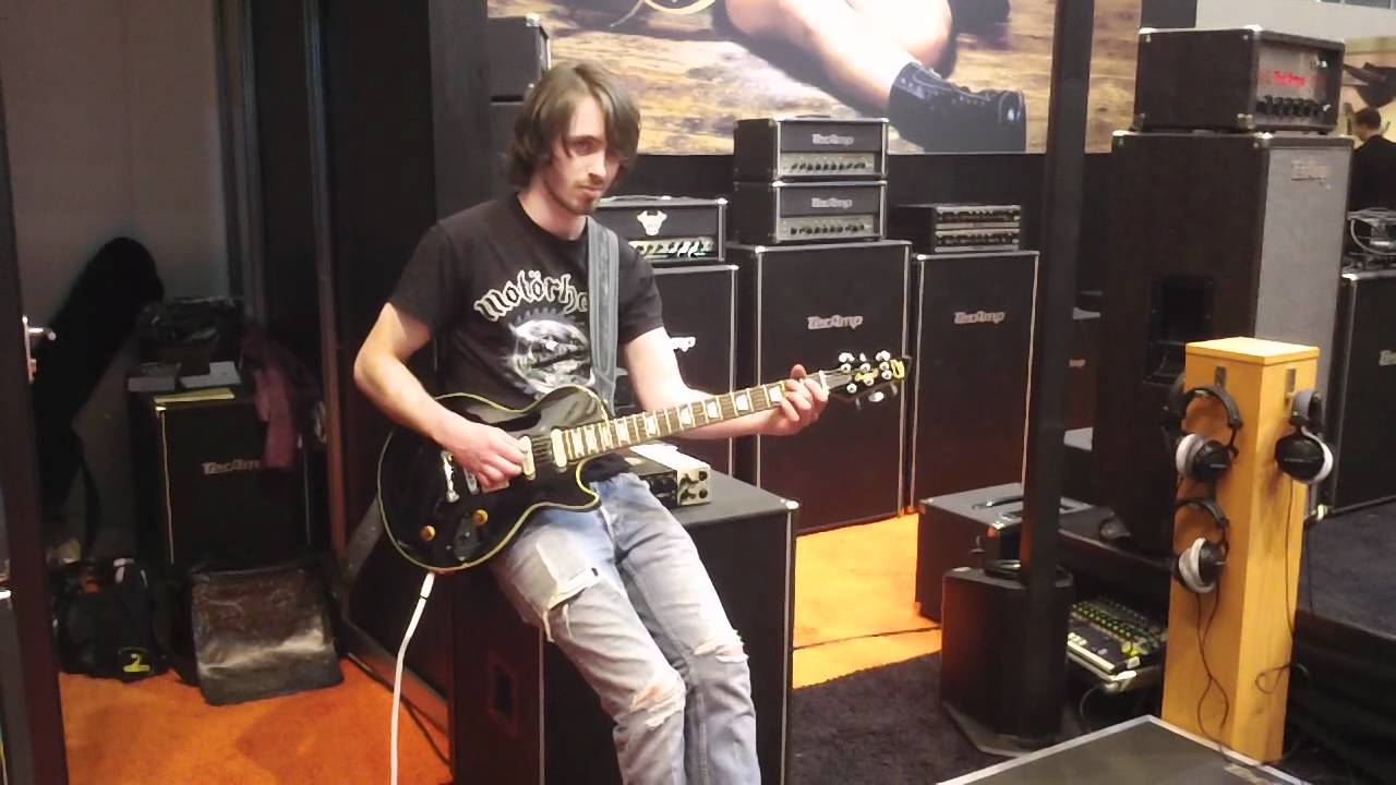 Manuel Bastian Testing Dignwall Prototype Guitar