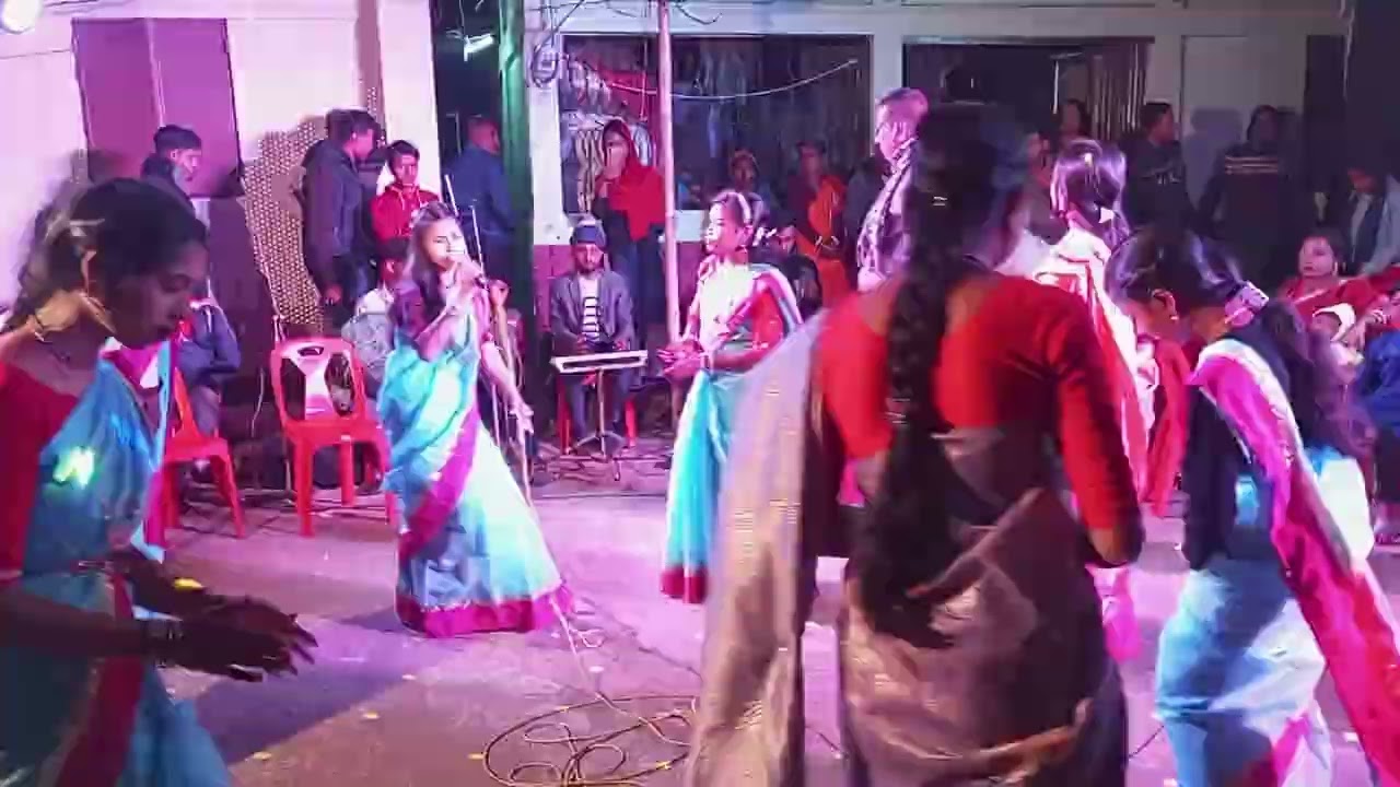 সই গো কালারও বাঁশি করলো কুল বিনাশী |