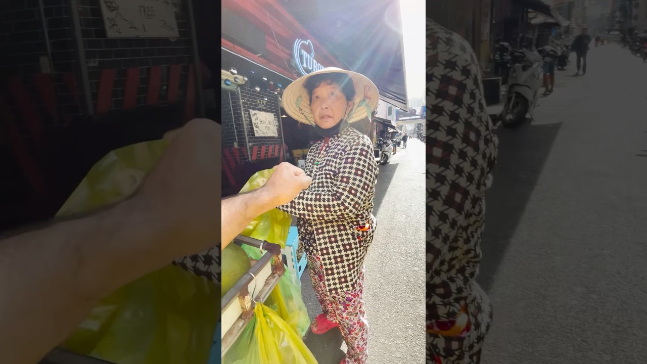 Eating $2 big azz fruit in vietnam