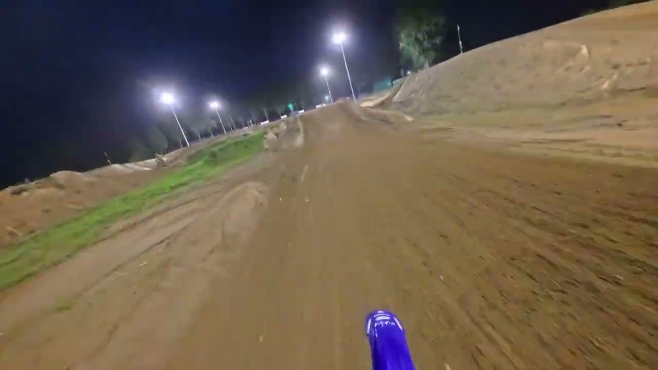 One lap Chieve Zeta cross 2025 Yz 125 2004
