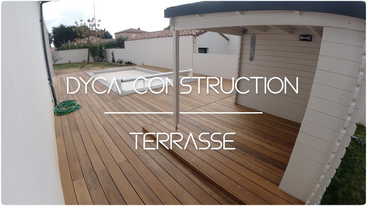 Belle Surface d'Itauba en Bord de Piscine