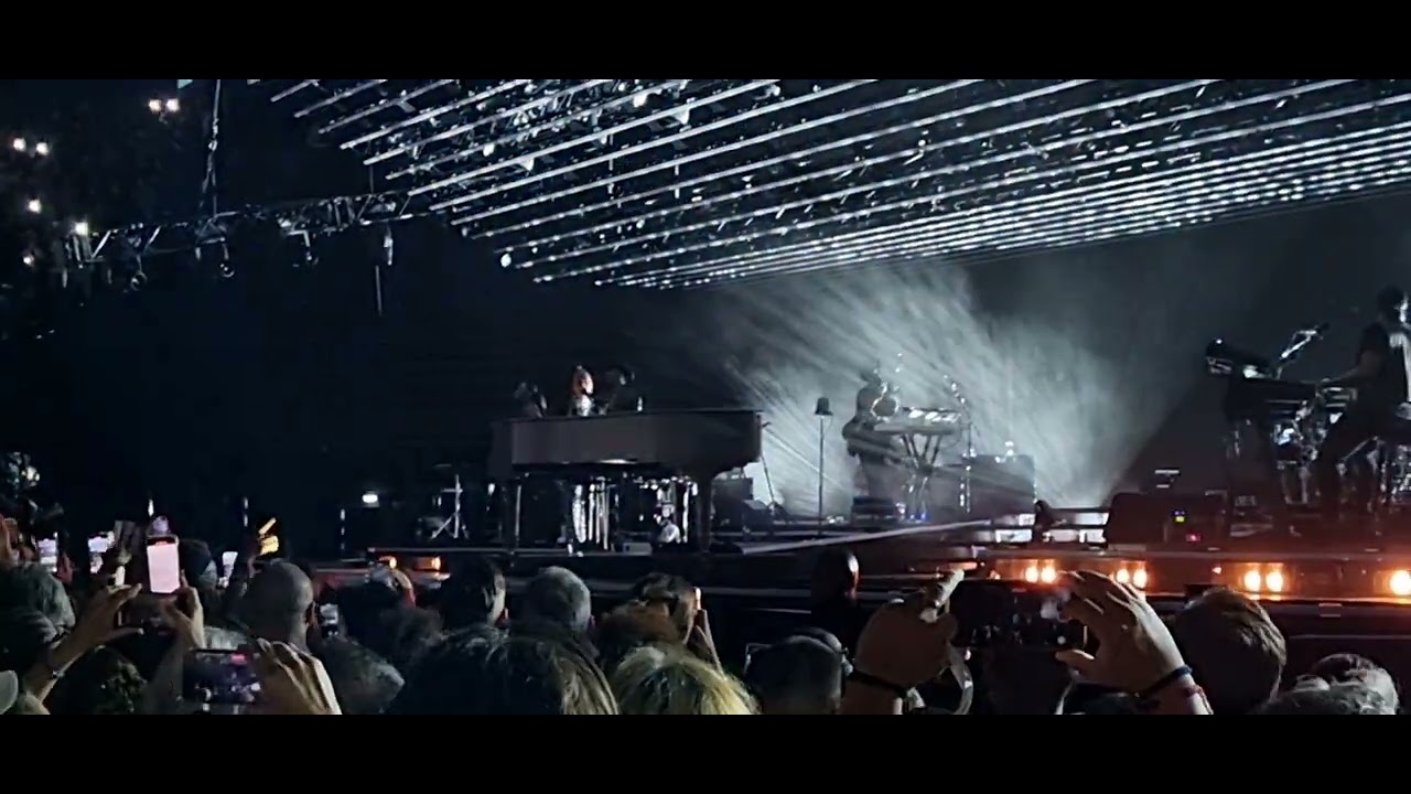 Alicia Keys - Fallin' , Live in Paris 2022 ( Accor Arena )