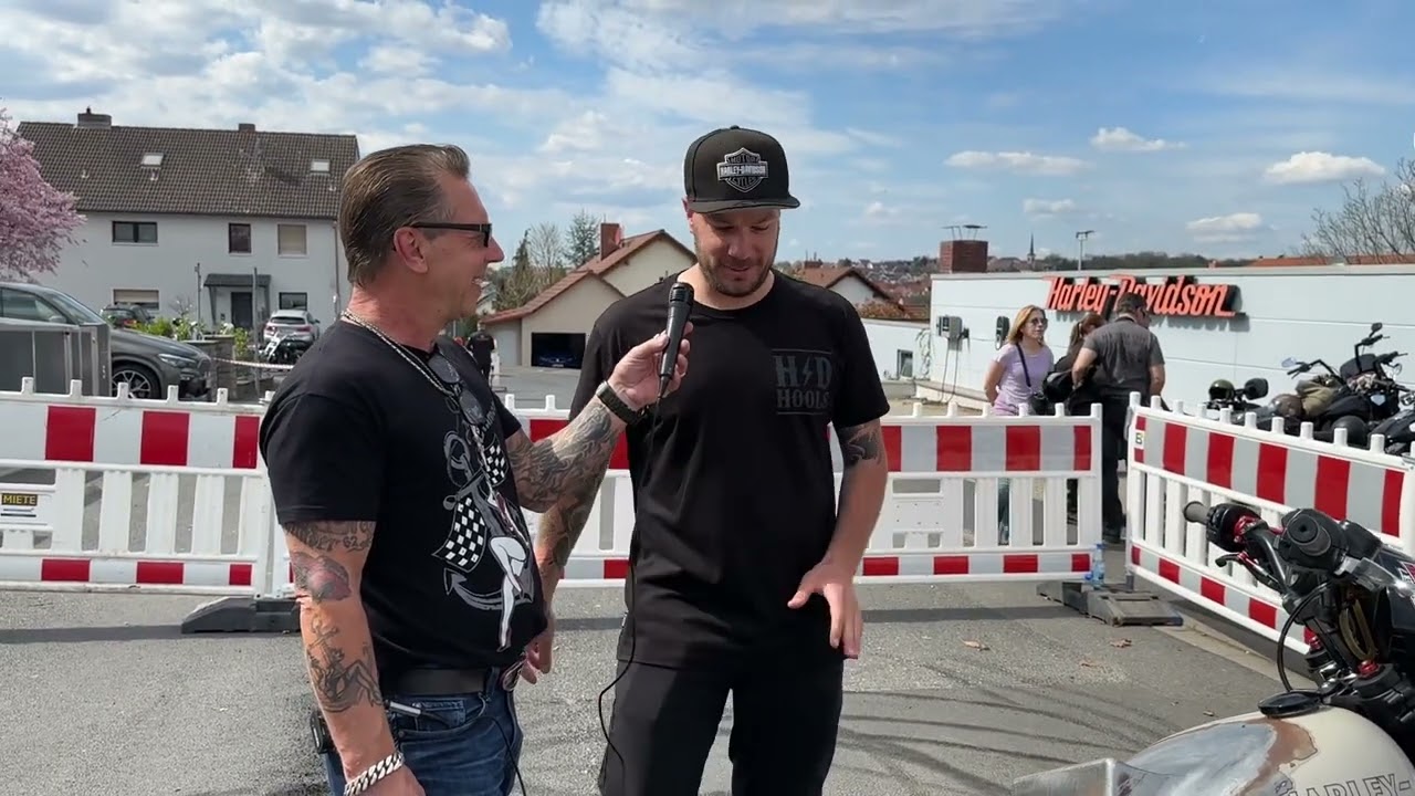 Chris Lietsch erkl&auml;rt sin Stuntbike von Harley-Davidson #stuntshow #harleydavidson #chrislietsch
