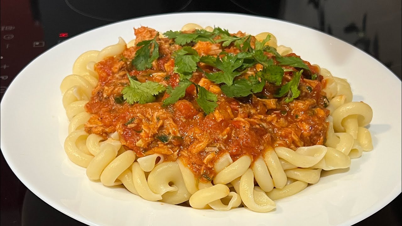 PATES AU THON A L’ITALIENNE / PRÊTES EN 10 MINUTES CHRONO / Italian tuna pasta recipe