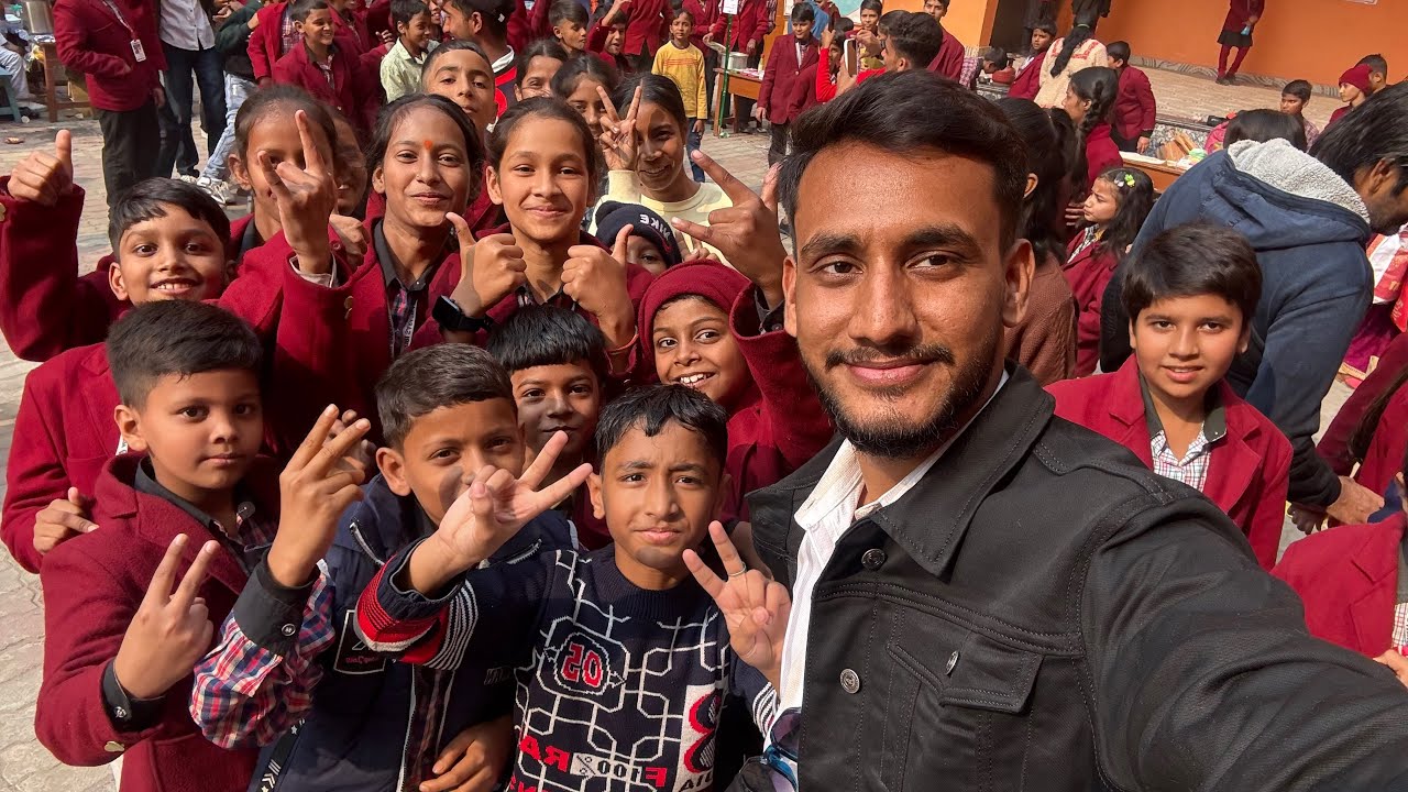 Siwan Ke Mahaviri School Ke Food Fest Me Jakar Mazza Aagya 🤩 Keshari Vlogtech