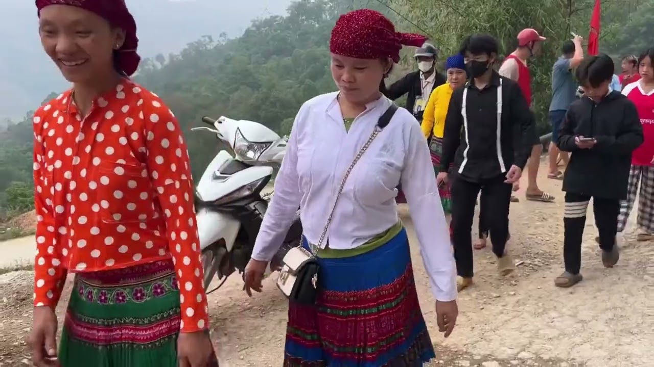 Chợ tình khâu vai ..,chuyến đi của vc tôi nè
