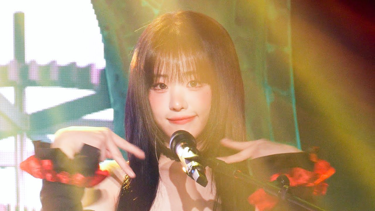 [4K] 241123 QWER 히나 - '내이름맑음' 세로 직캠 @아케인 시즌2 팬페스트