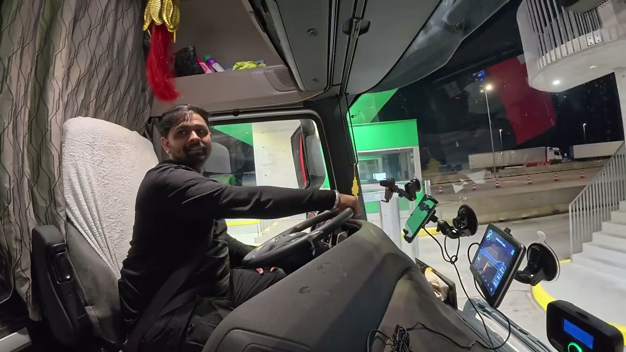 Italy 🇮🇹 to switzerland 🇨🇭 part 1 Europe truck driver vlog Hindi Germany truck driver vlog Hindi 