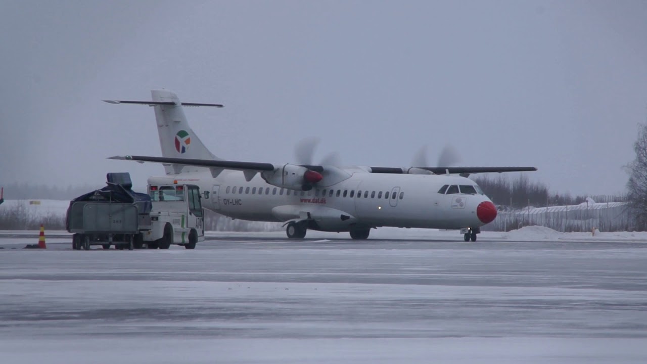 DAT ATR 72-212 landing and taxi