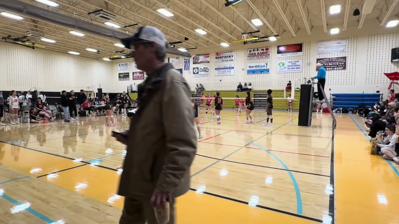 Set 1 VS Digs (pool play)
