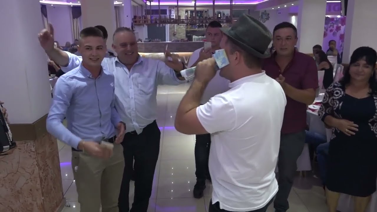 Punoletstvo Ana, Orkestar Darka Antica, Milan Strasni & Roki Begovic - Veliki mix