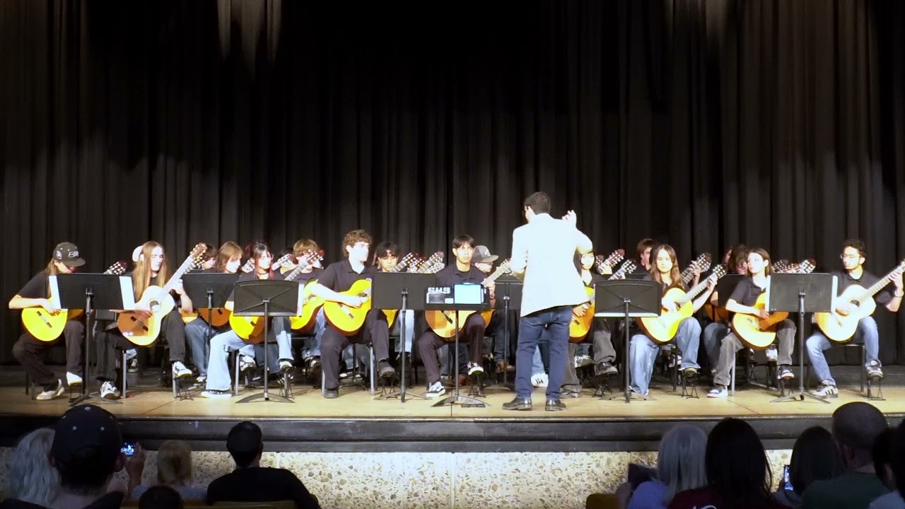 A. Piazzolla. Libertango - Sahuaro High School Guitar Orchestra