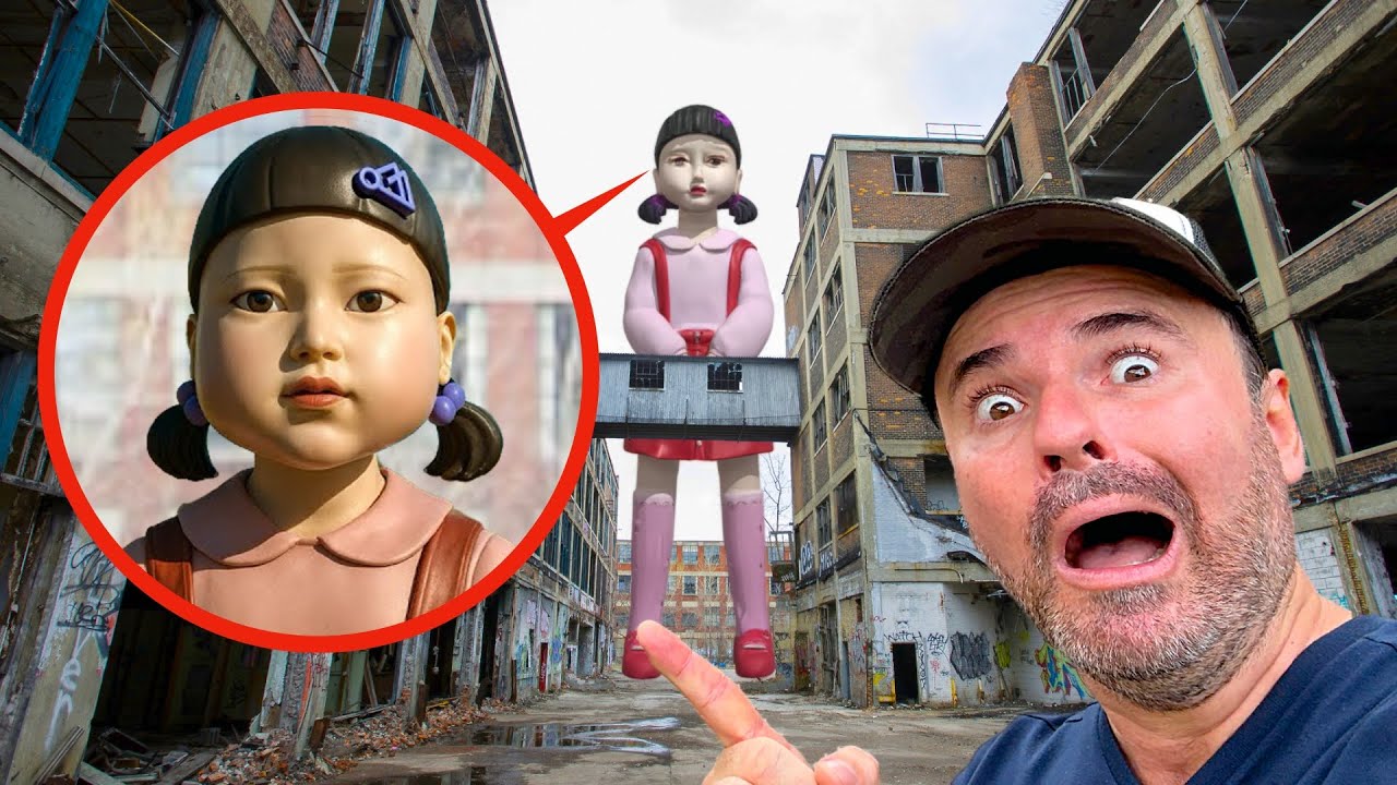 Escapando de la Muñeca Malvada del Juego del Calamar en la Vida Real