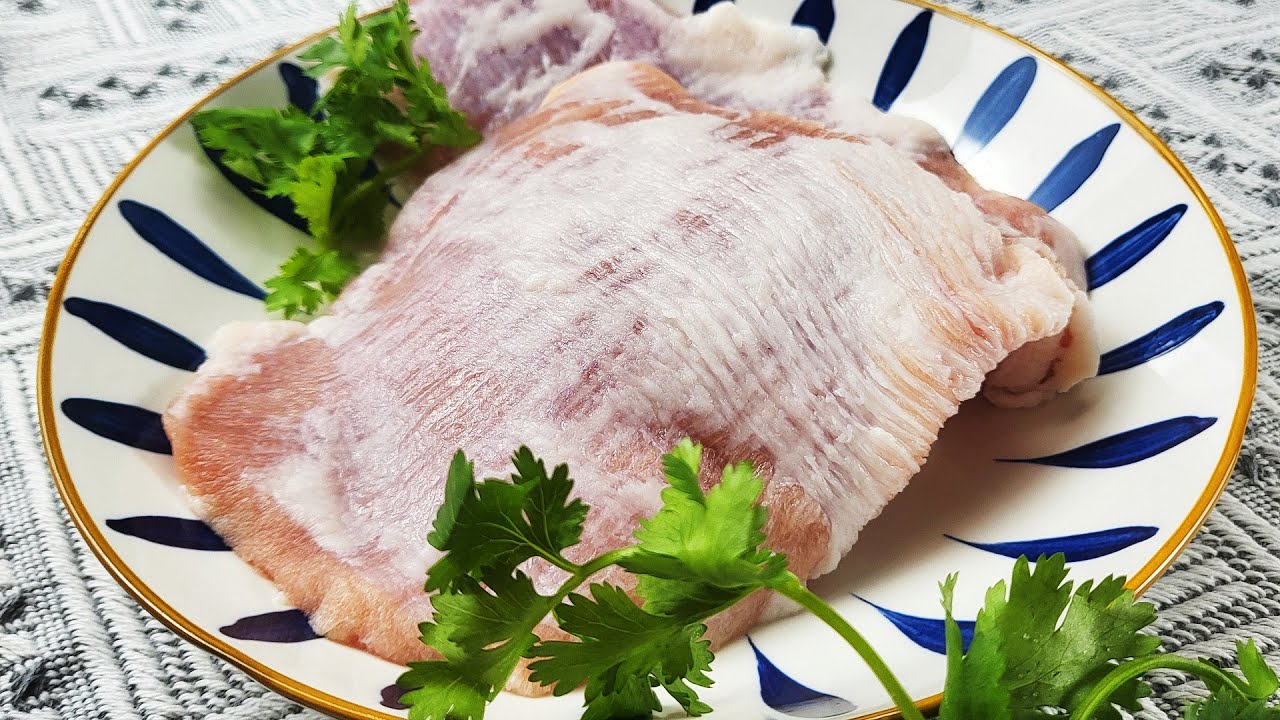 Готовьте дома😋Отличная идея китайского ужина🍺Рецепт свиной шеи🔥Узнайте за 3 минуты