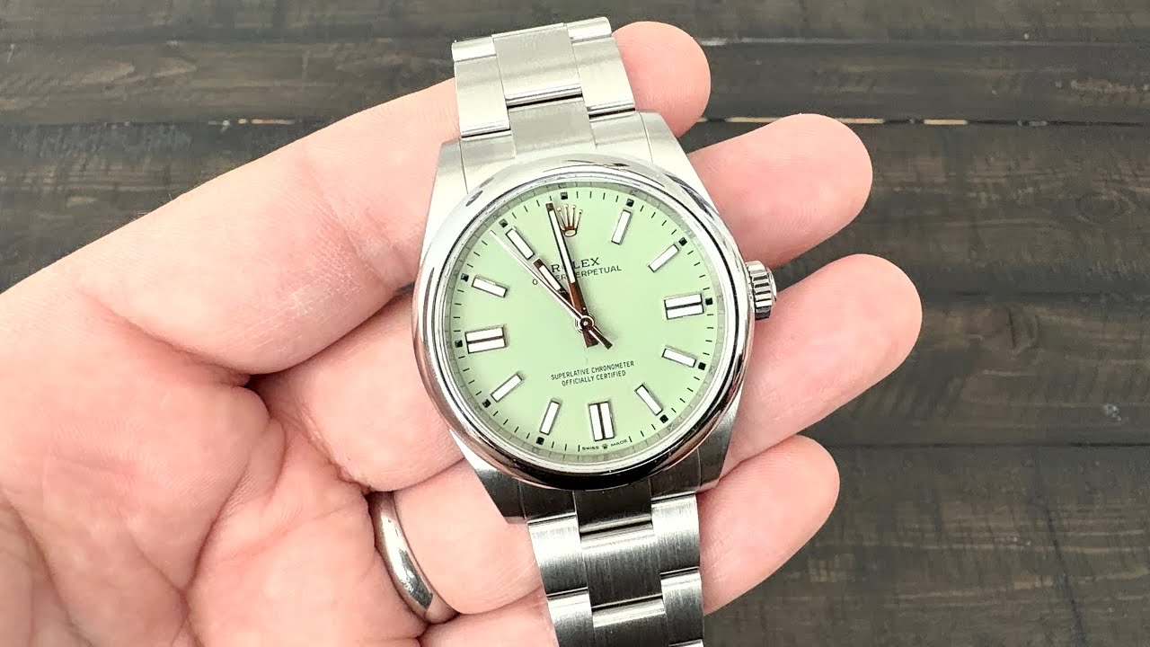 Unboxing the Rolex Oyster Perpetual 41 “Pistachio” (124300)