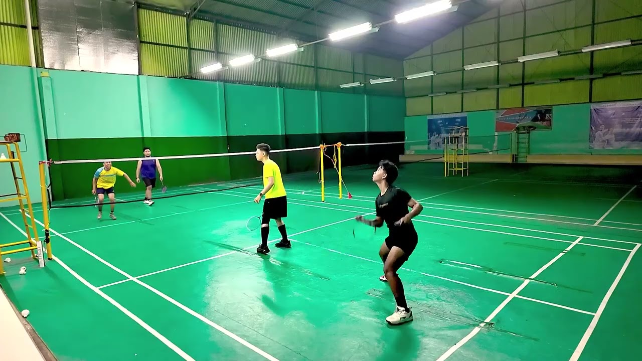 BADMINTON FUN (PB BERSAMA) Jojo/Dimass vs Erwan/Yusron