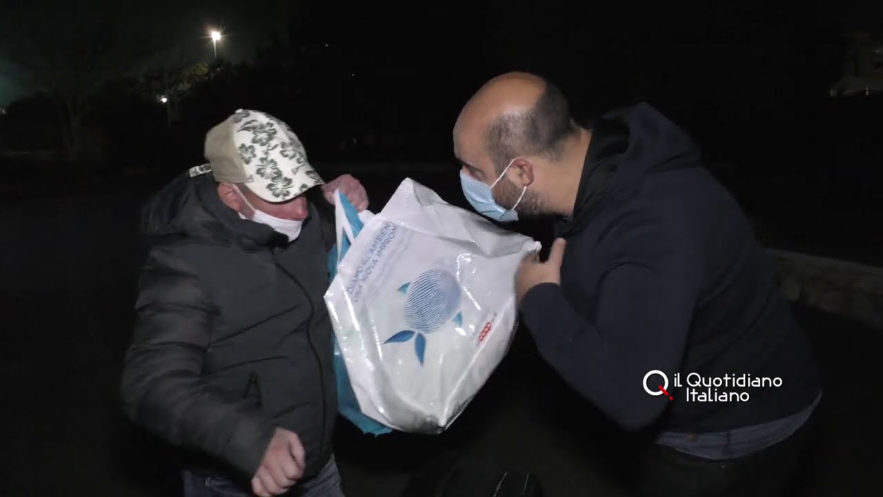 Lello e Angela, cercato per Bari e sorpreso a bere: Lello riaccompagnato in comunità scappa ancora