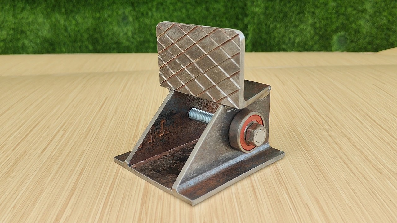 A welder must have this tool to make your work easier || DIY 
