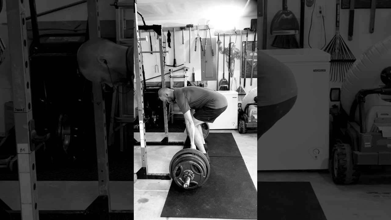 Deadlift motivation 415lb lift. #train #focus #strength #power #sports #deadlift #powerlifting #gym
