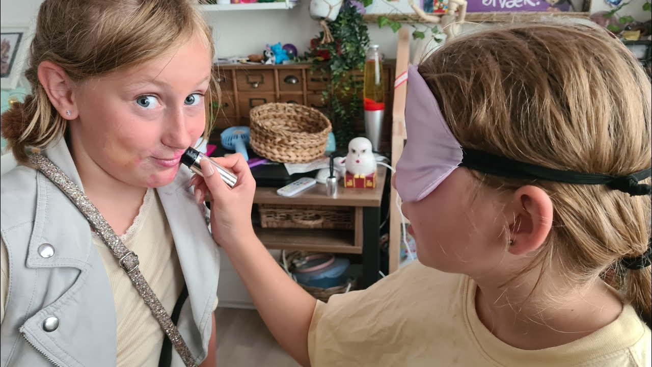 Fia & Carli SMINKER HINANDEN MED BIND FOR ØJNENE 🤣😂👝💄