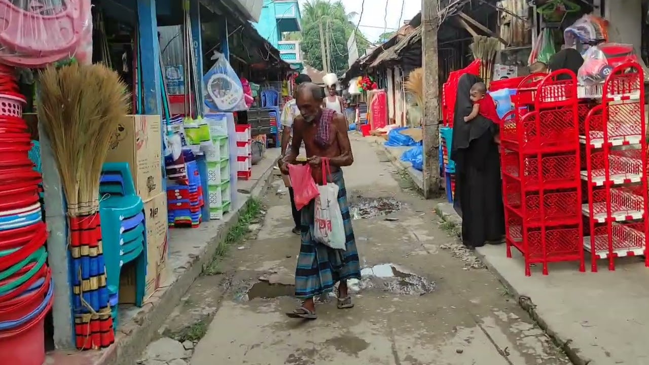নরসিংদী জেলার ঐতিহাসিক রায়পুরা থানার, রায়পুরা বাজার।