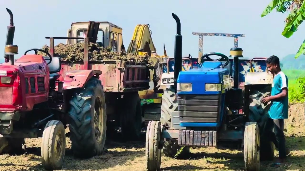 JCB 3DX Loading Mud Farmtrac Tractor | Tractor Videos | Jcb & tractor loading (15)