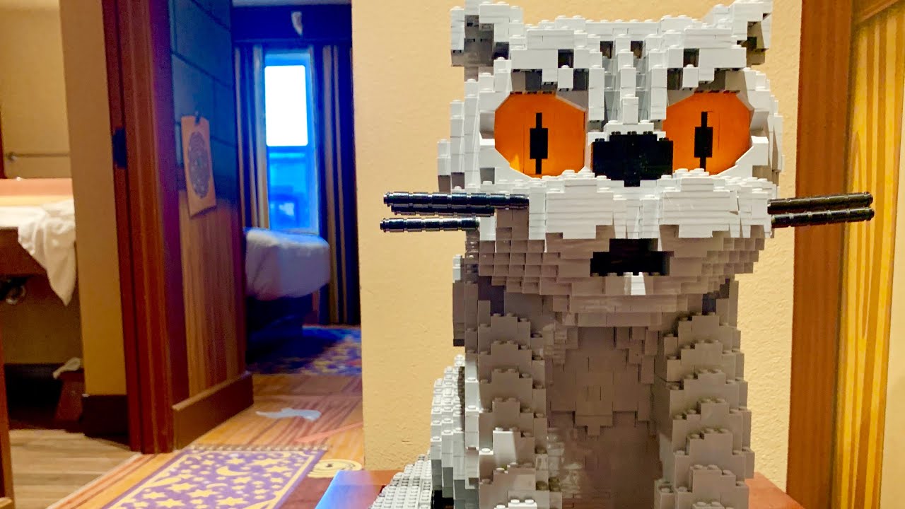 LEGOLAND Castle Hotel Magic Wizard theme room - full walk through