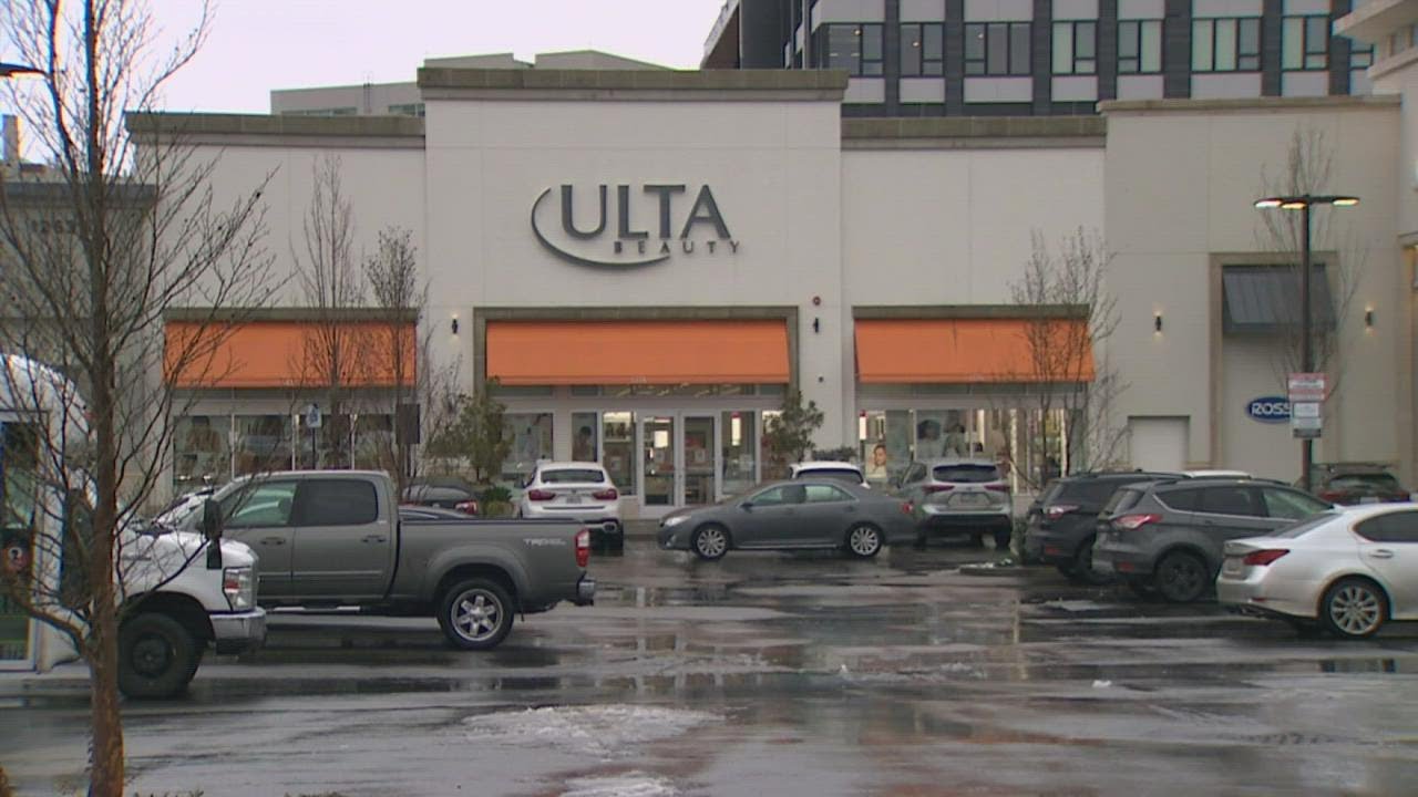 Suspects get away with $4k worth of items in organized retail theft at Kirkland store