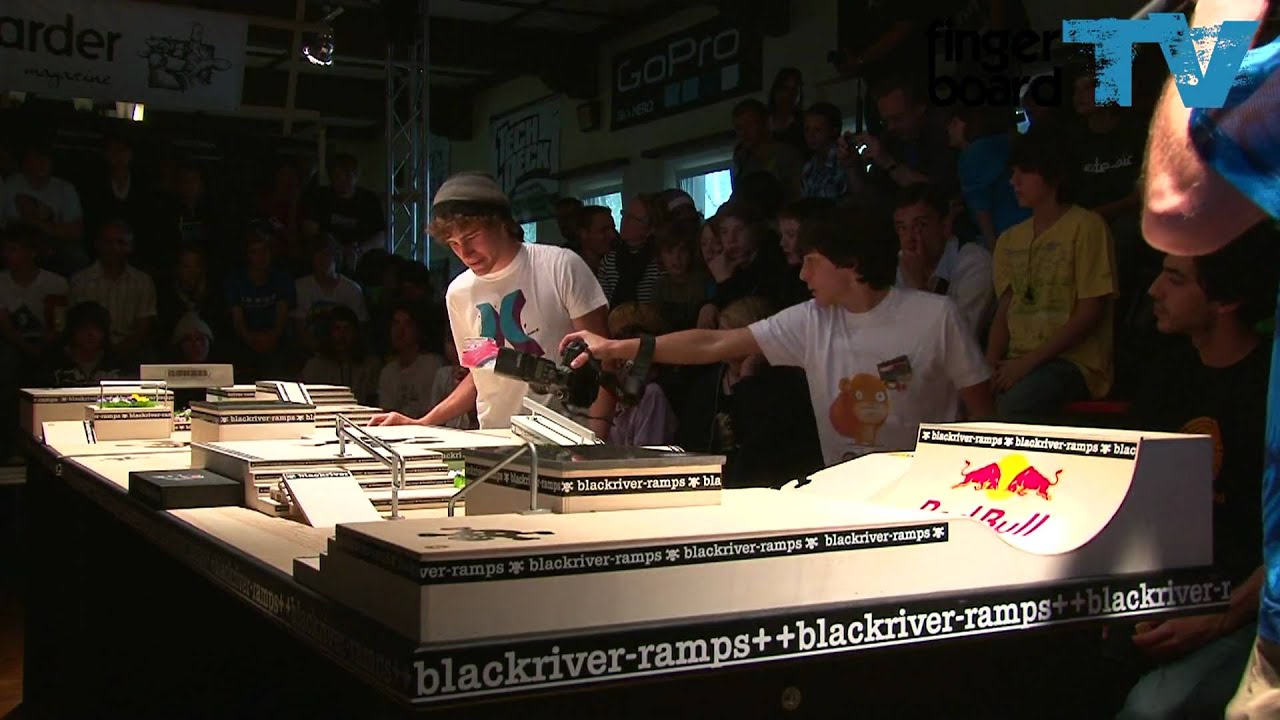 fingerboardTV - Fast Fingers 13 -  Andre Miranda