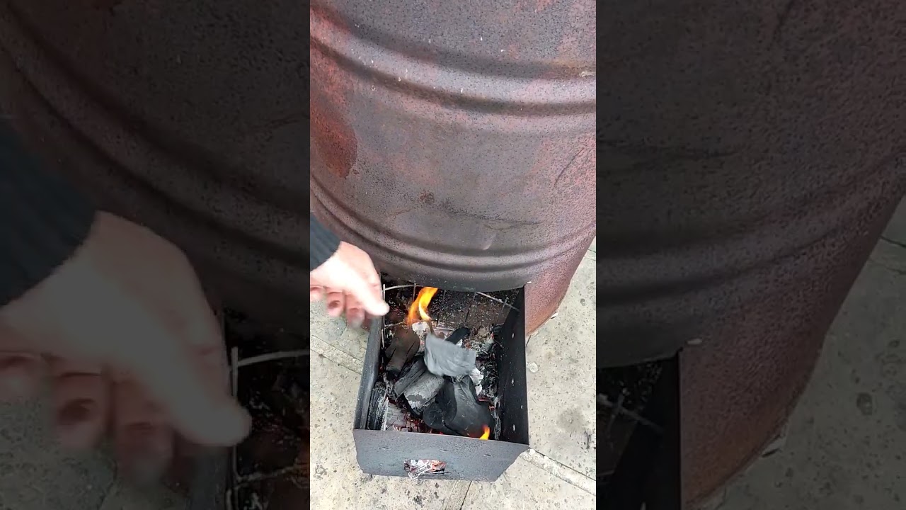 costel&atilde;o no defumador .