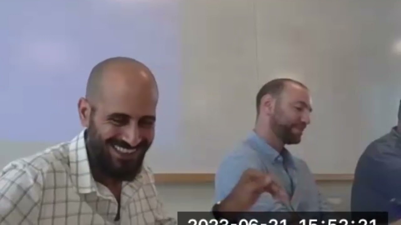 שולחן עגול - כנס אני לא טקסט 2023 - יהונתן נחשוני נצר לאו ויעקב קרויזר