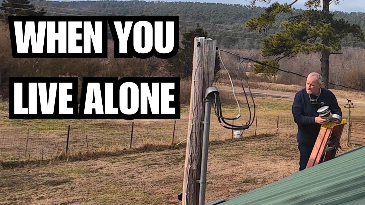 Living Alone Means Doing Things You Probably Shouldn&rsquo;t
