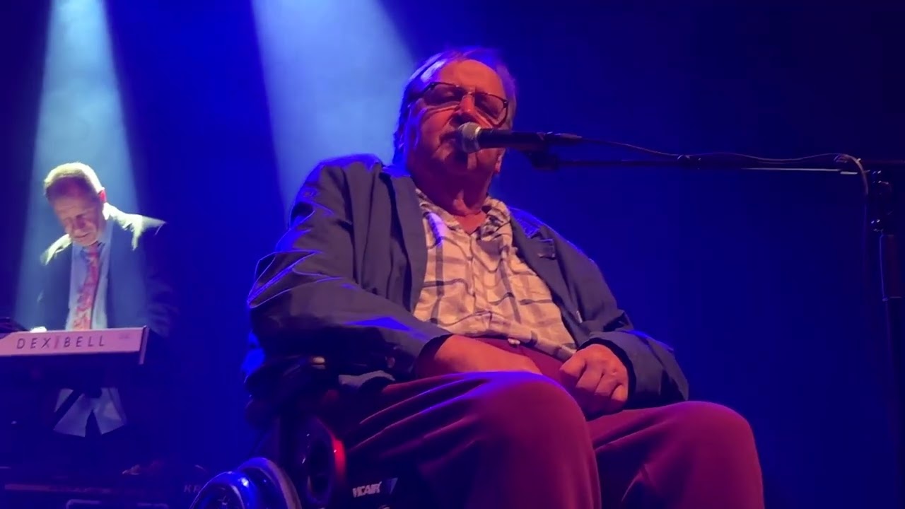 Lapinlahden Linnut 40V | Lipputangon nuppi | Tavastia 25.10.2023