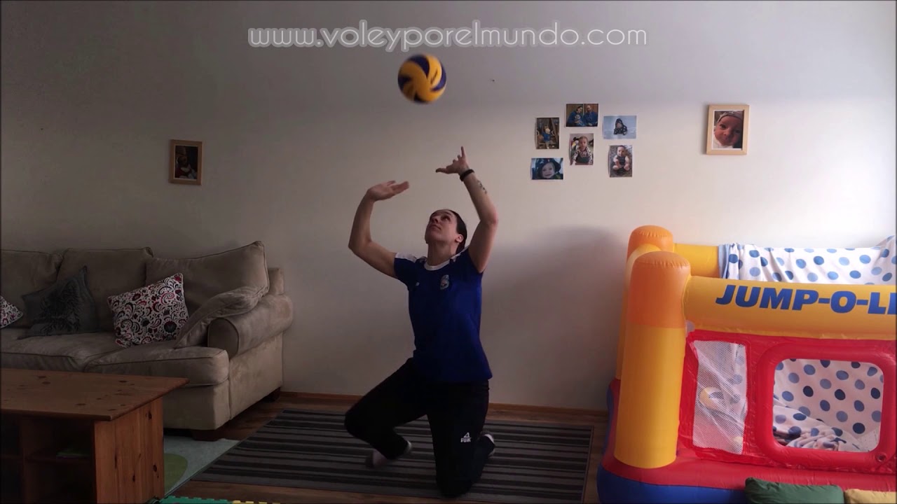 Voleibol en casa: Trabajar la técnica de dedos en espacios pequeños