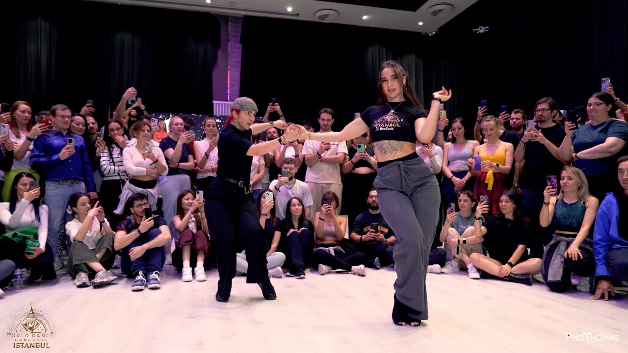 Mal Herido - @luisvargaselrey   | Bachata Moderna 2.0 | Magda & Valeria #bachata #bachatadance