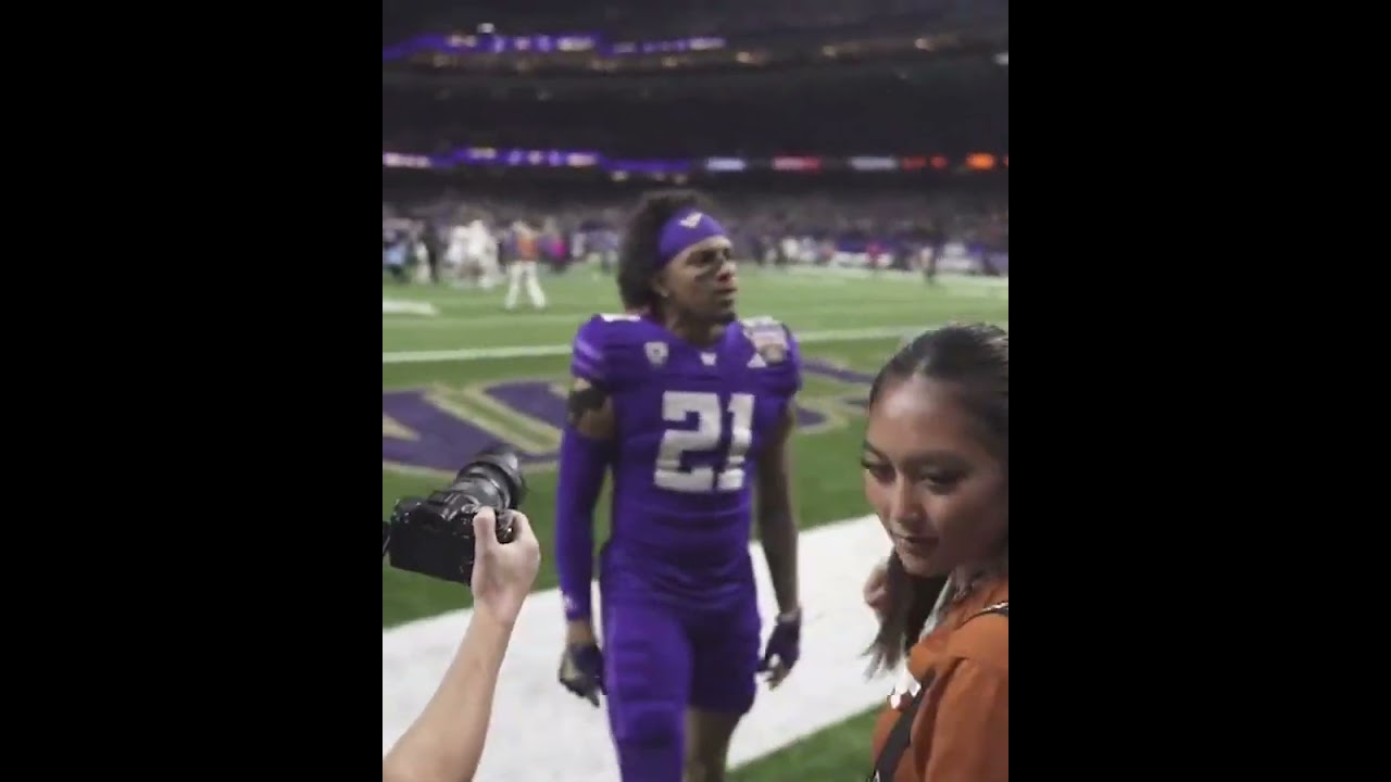 Things Got Heated Between Washington Players & Texas Fans After The Sugar Bowl 👀