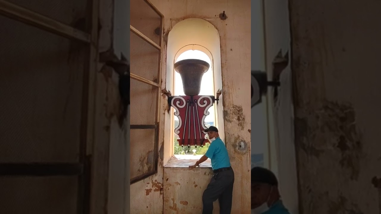 Sino Jerônimo tocando, início da época de Semana Santa do Senhor 2022