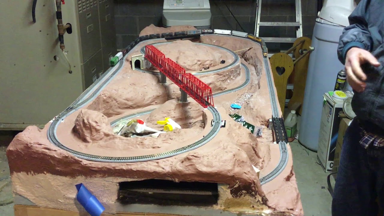 N Scale Coffee Table Layout Build: Part 2