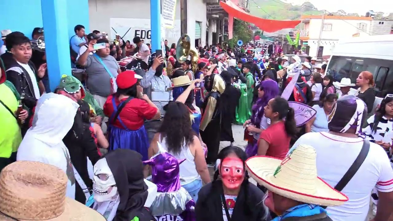 Las Espadas... Cheko y los Incomparables 